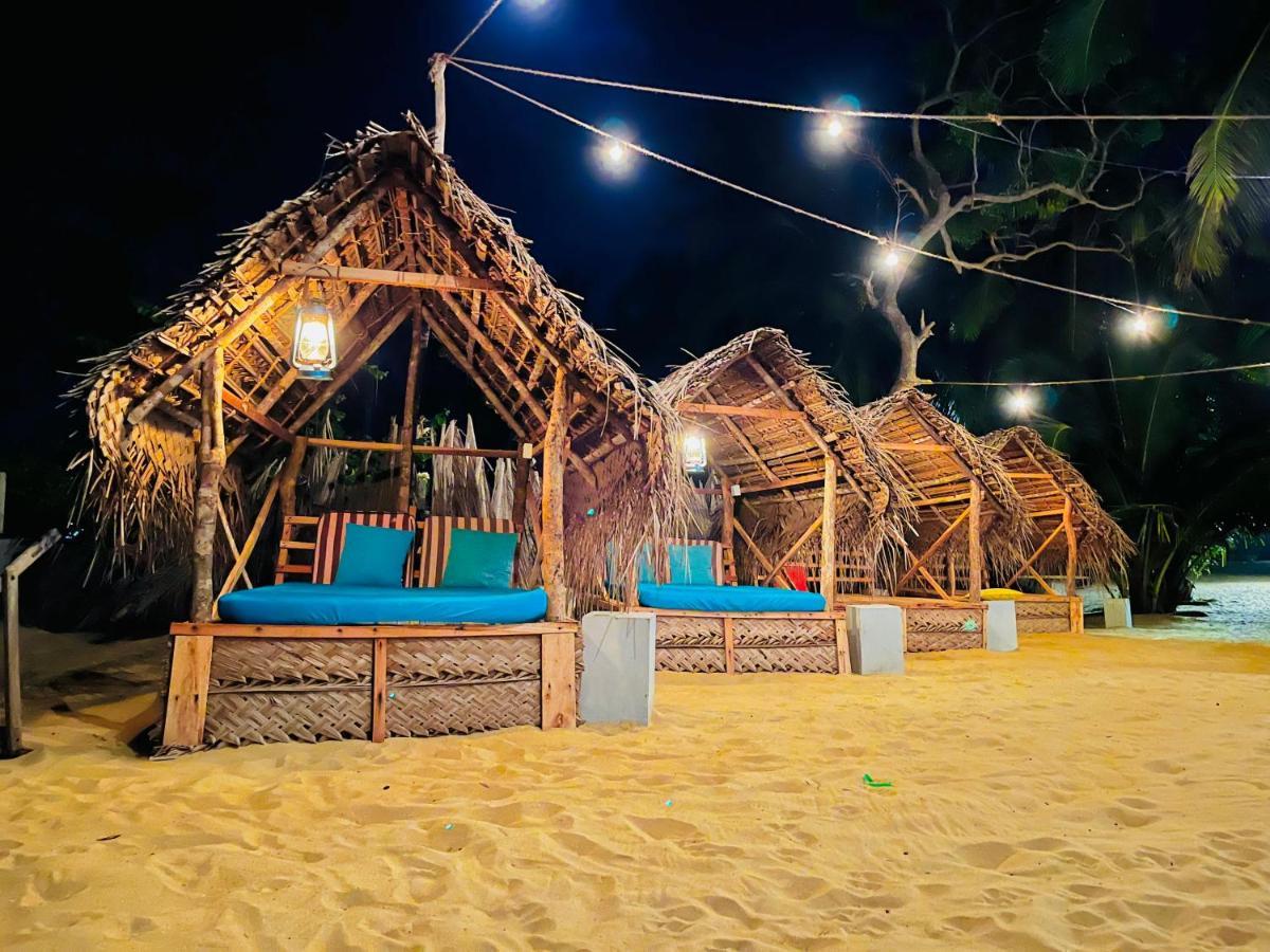 Windy Waves Kite Surfing Beach Resort Kalpitiya Exterior foto