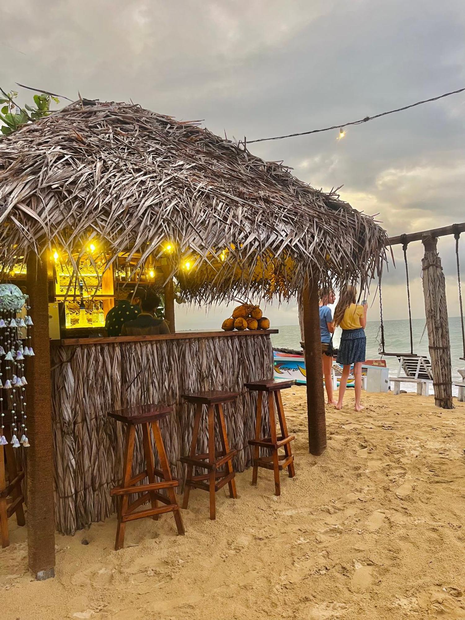 Windy Waves Kite Surfing Beach Resort Kalpitiya Exterior foto